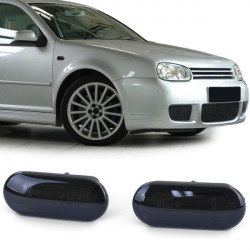 LED oldalsó irányjelző Fekete füstszínű VW Golf 3 + 4 Bora Lupo Up!