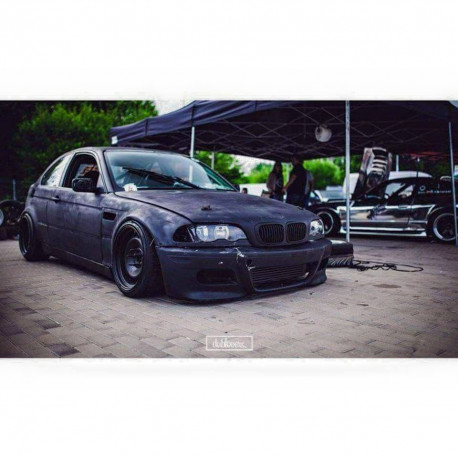 Body kitek és vizuális kiegészítők RACES M3 Style Első lökhárító BMW-hez E46 | race-shop.hu