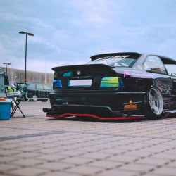 RACES hátsó szárny BMW E36-hoz