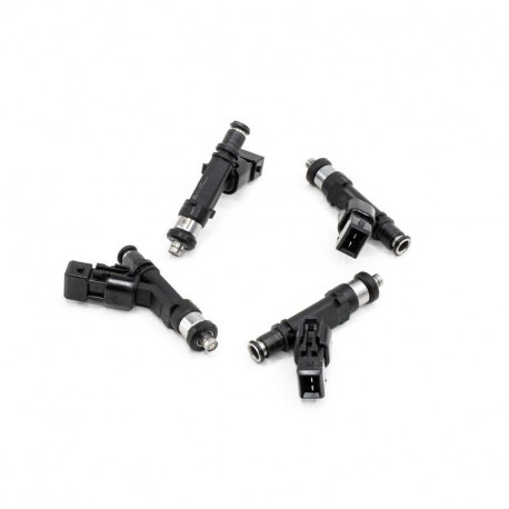 Konkrét típushoz 4 darabos Deatschwerks készlet 550 cc/min injektorok Nissan KA24E | race-shop.hu