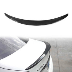 RACES spoiler toldat Mercedes-Benz C W205-höz, karbon