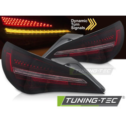 LED hátsó lámpák SEQ fekete/piros MERCEDES CLA C117 13-19 OE LED-hez