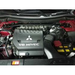 Első felső toronymerevítő Mitsubishi Outlander 3