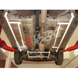 ULTRA RACING 4 pontos első alsó merevítő Mitsubishi EVO 7/8/9-hez