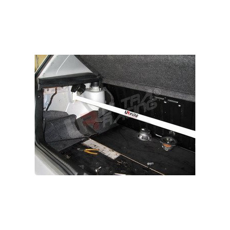 Toronymerevítők VW Golf 2/3 UltraRacing állítható Hátsó felső toronymerevítő ( Rear Upper Strutbar ) 982A | race-shop.hu