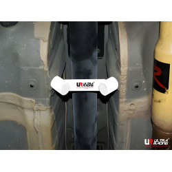 ULTRA RACING 2 pontos középső alsó merevítő Honda S2000 AP1/2-höz