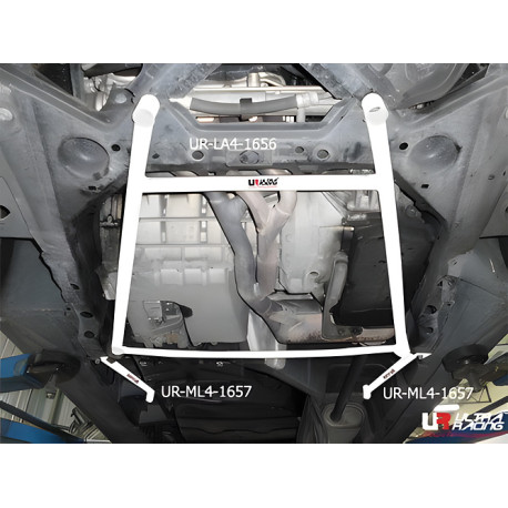Toronymerevítők ULTRA RACING 4 pontos első alsó merevítő Mercedes A-Class 97-05 A160-hoz | race-shop.hu