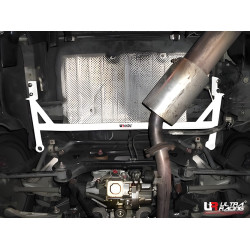 ULTRA RACING 4 pontos hátsó alsó merevítő Mitsubishi EVO X-hez