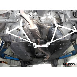 ULTRA RACING 2× 4 pontos hátsó alsó merevítő BMW 3-Series E90 05+ 320-hoz