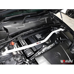 ULTRA RACING 2 pontos első toronymerevítő BMW 3-Series E90 05+ 320-hoz