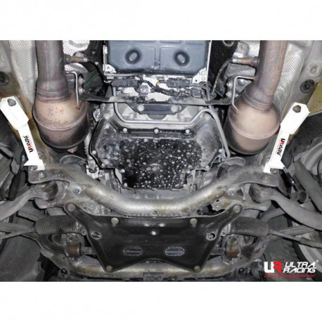 Toronymerevítők ULTRA RACING 2× 2 pontos első alsó merevítő Mercedes C-Class/ AMG 07+ W204-hez | race-shop.hu