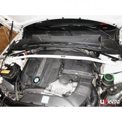 ULTRA RACING 2 pontos első toronymerevítő BMW 3 E92 335i / E93 3.5-höz