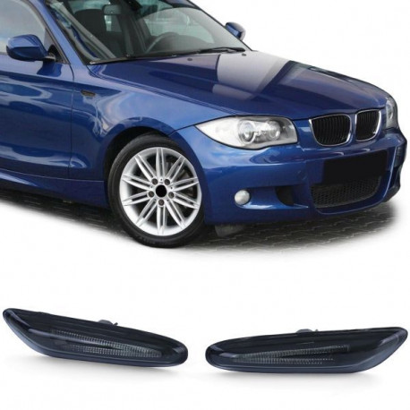 Világítás RACES LED oldalsó irányjelzők BMW E81 E82 E87 E88 E92 E93 X1 E84-hez, fekete-füstös | race-shop.hu